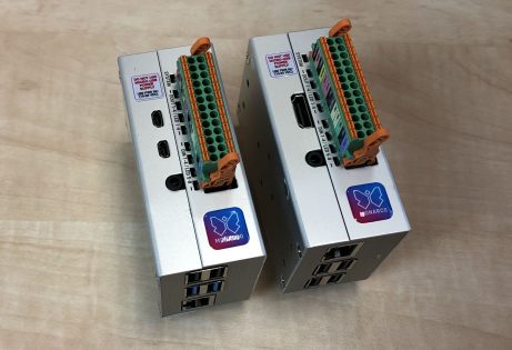 Monarco HAT in an eclosure for Raspberry Pi 4 and Raspberry Pi 3